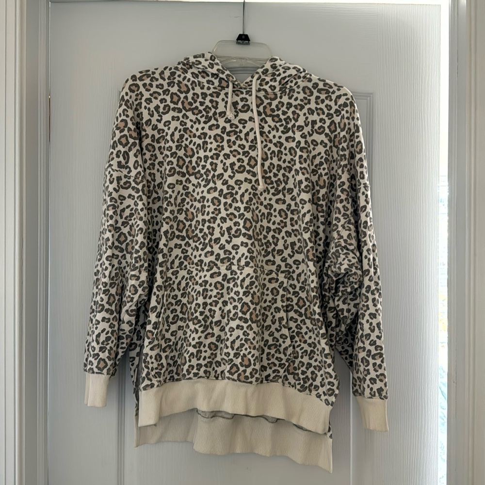 Cream cheetah hoodie